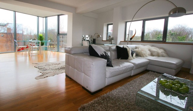 Waterside Large 5* Luxury Olympic Park Stratford Bow Hackney Wick Boutique HUGE