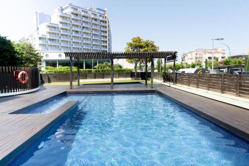 WELCS APARTAMENTO 381 EMP con piscina comunitaria