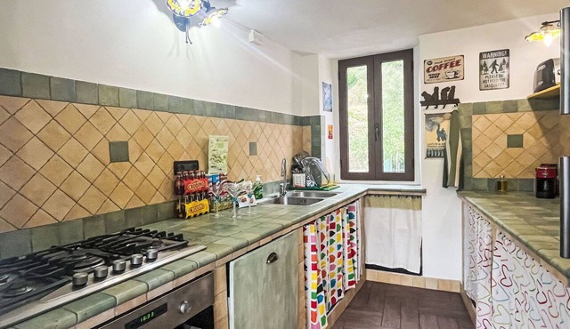 Wonderful private villa for 6 people with WIFI, TV and panoramic view