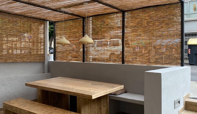Y Hostel - Albergue Juvenil