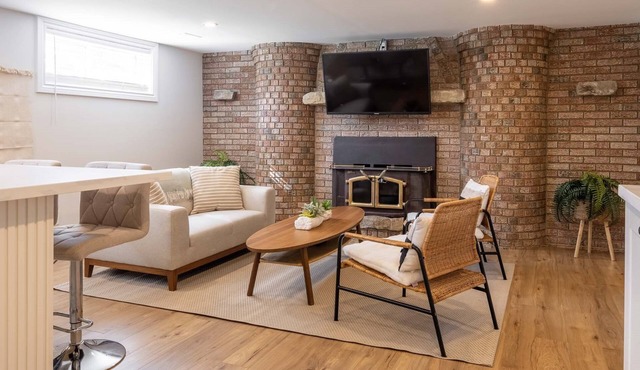 Your Amherstburg Oasis