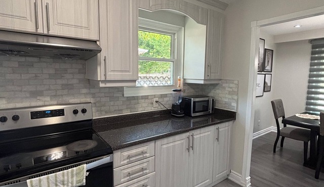 Your Home Away From Home – Spacious 3-Bedroom Comfort