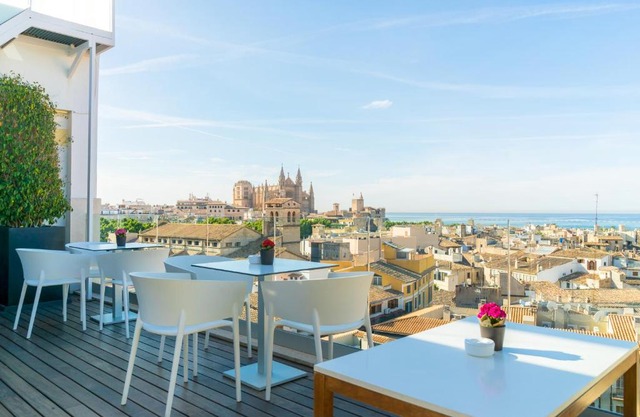 Hotel Almudaina 
