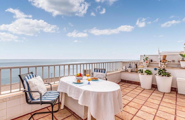 Nice Apartment In Benalmadena With Wifi