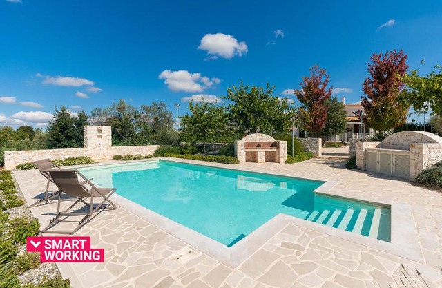 Villa Marangi Con Piscina 