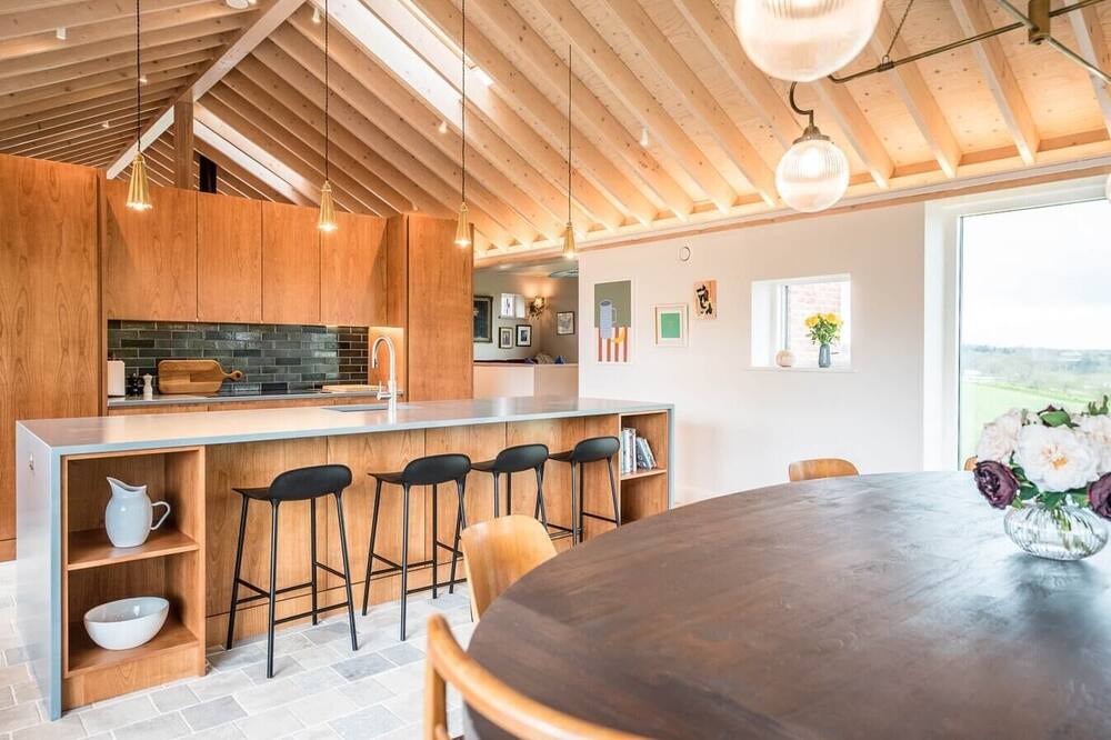 Saxmundham House | Alde Valley Barn, a fabulous property near the coast!