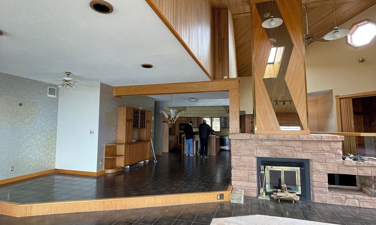 The North Shore House | Waterfront house for rent in Algoma Mills on the North Channel of Lake Huron.