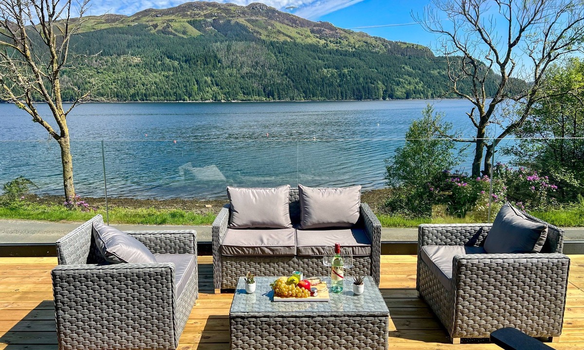 Lochgoilhead Ski Chalet | Kilbride Lodge with Uninterrupted Loch & Mountain Views
