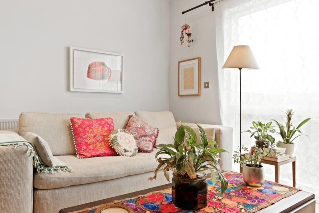 Photo of Livingroom in Newham