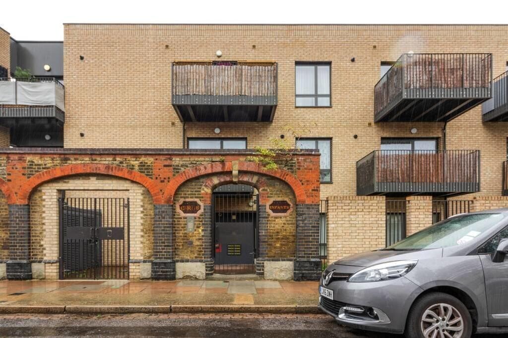 Photo of Buildings in Newham
