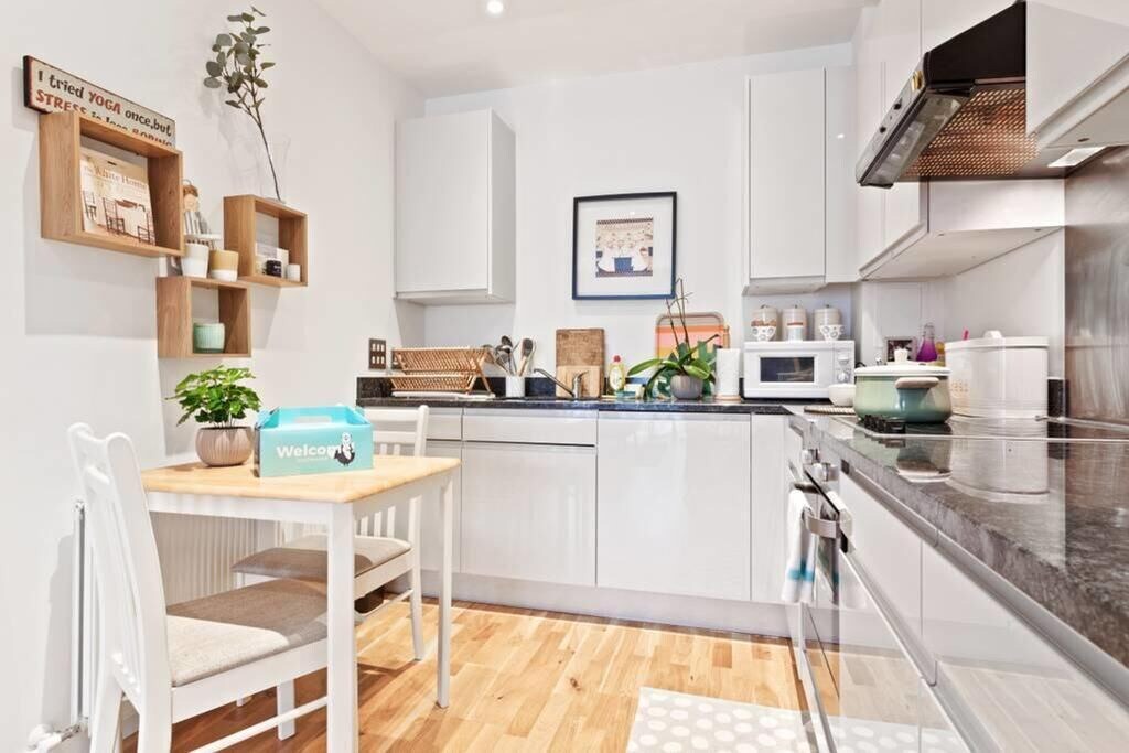 Photo of Kitchen in Newham