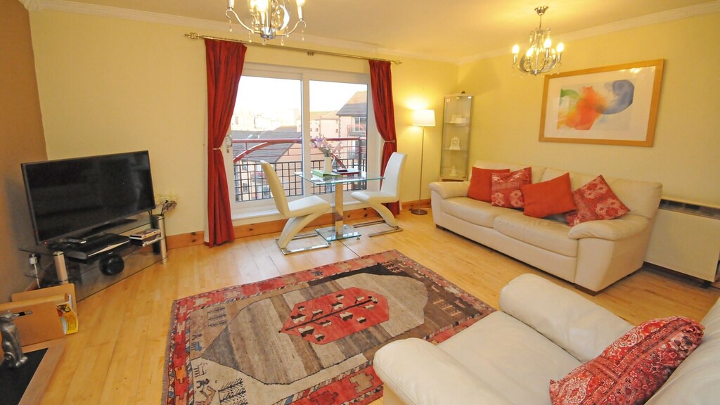 Photo of Livingroom in Tradeston