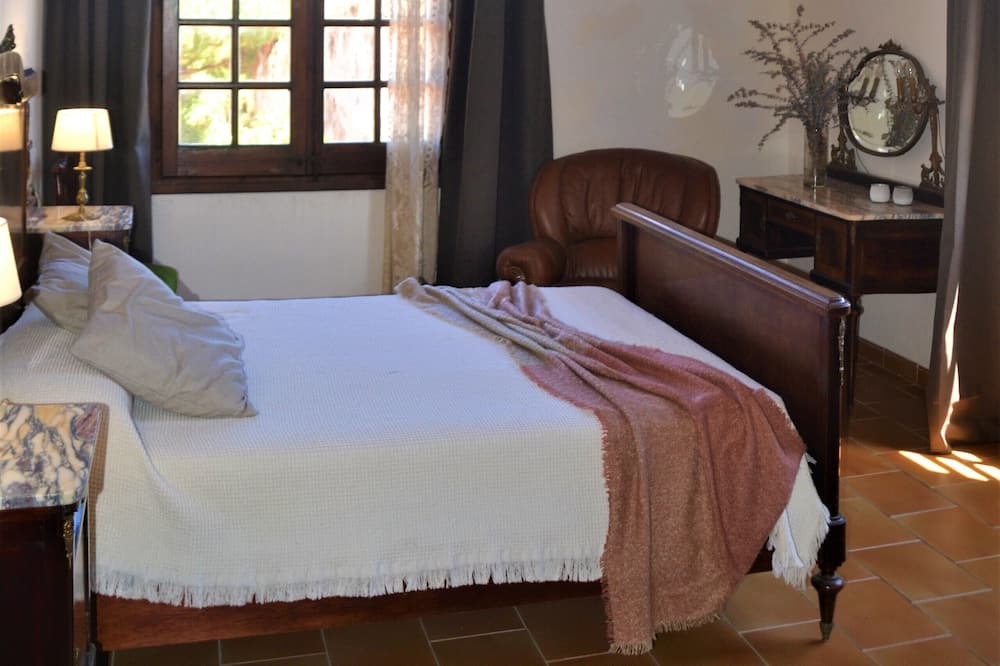 Photo of Bedroom in Tordera