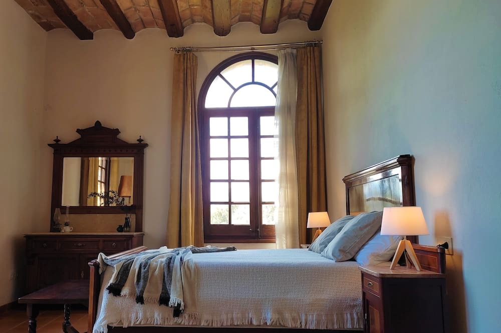 Photo of Bedroom in Tordera