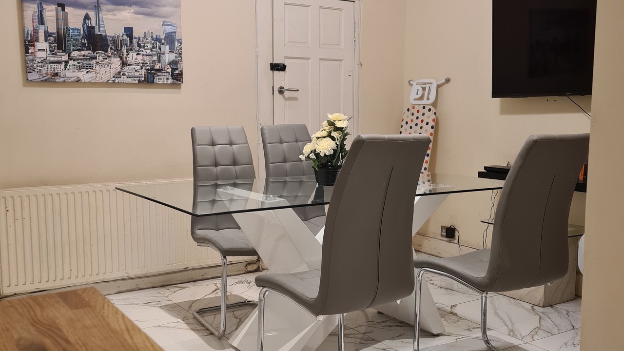 Photo of Bedroom in Canning Town North
