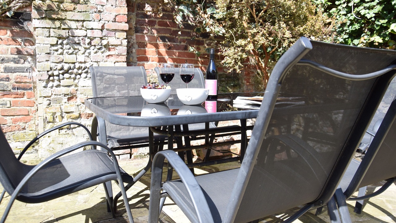 Photo of Patio Balcony in Westleton