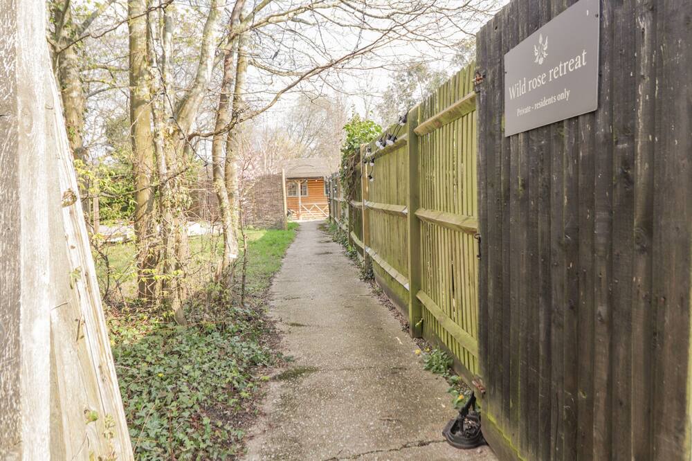 Photo of Outdoor in Abbess Roding