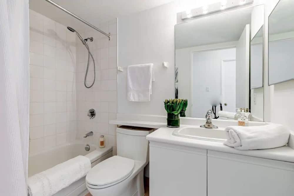 Photo of Bathroom in Kennedy Park