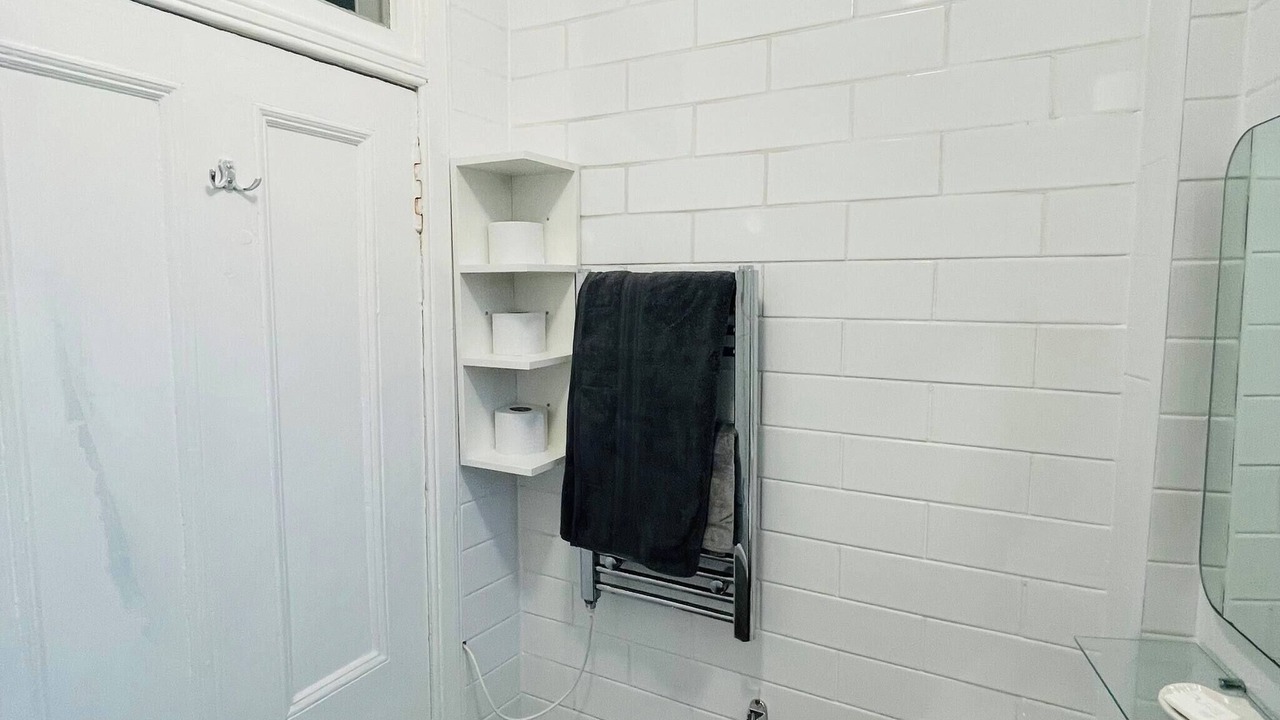 Photo of Bathroom in Kelty