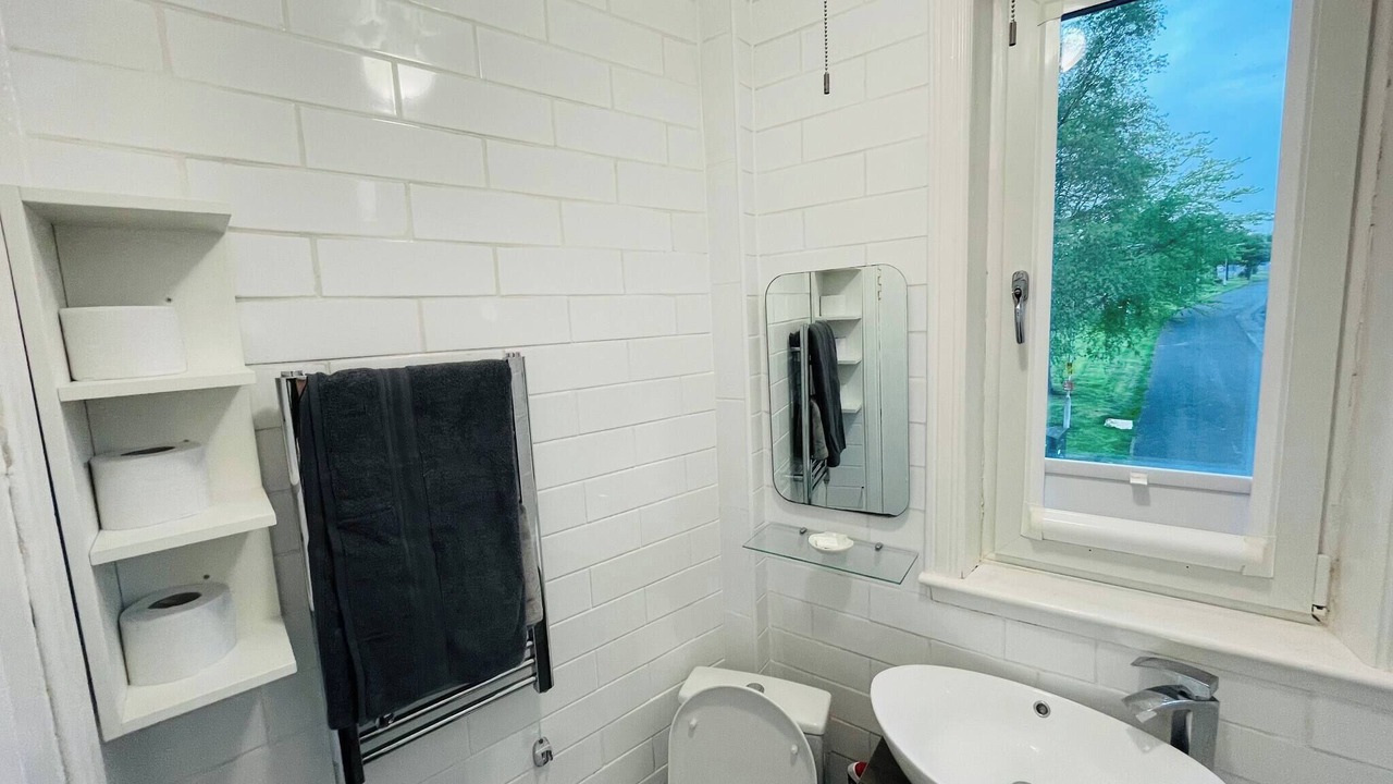 Photo of Bathroom in Kelty