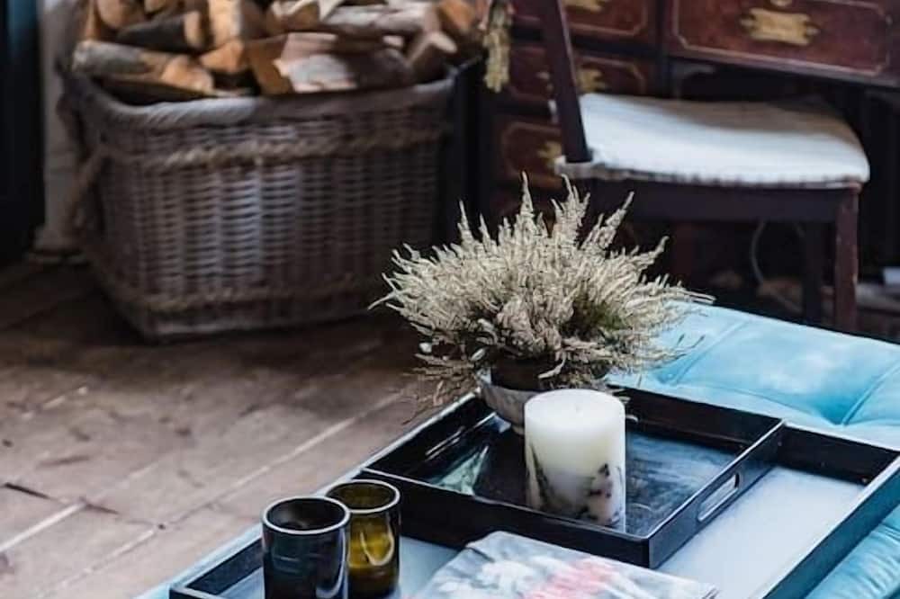 Photo of Others in Harlesden