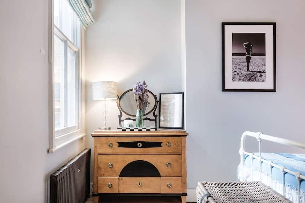 Photo of Others in Harlesden