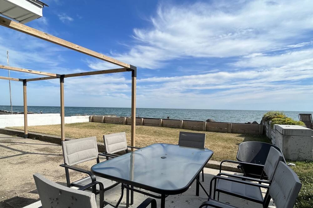 Photo of Patio Balcony in Amherstburg