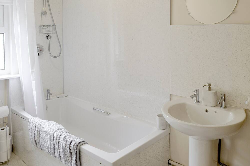 Photo of Bathroom in Thurso