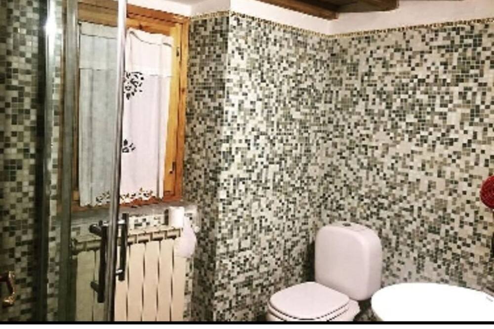 Photo of Bathroom in Vaiano