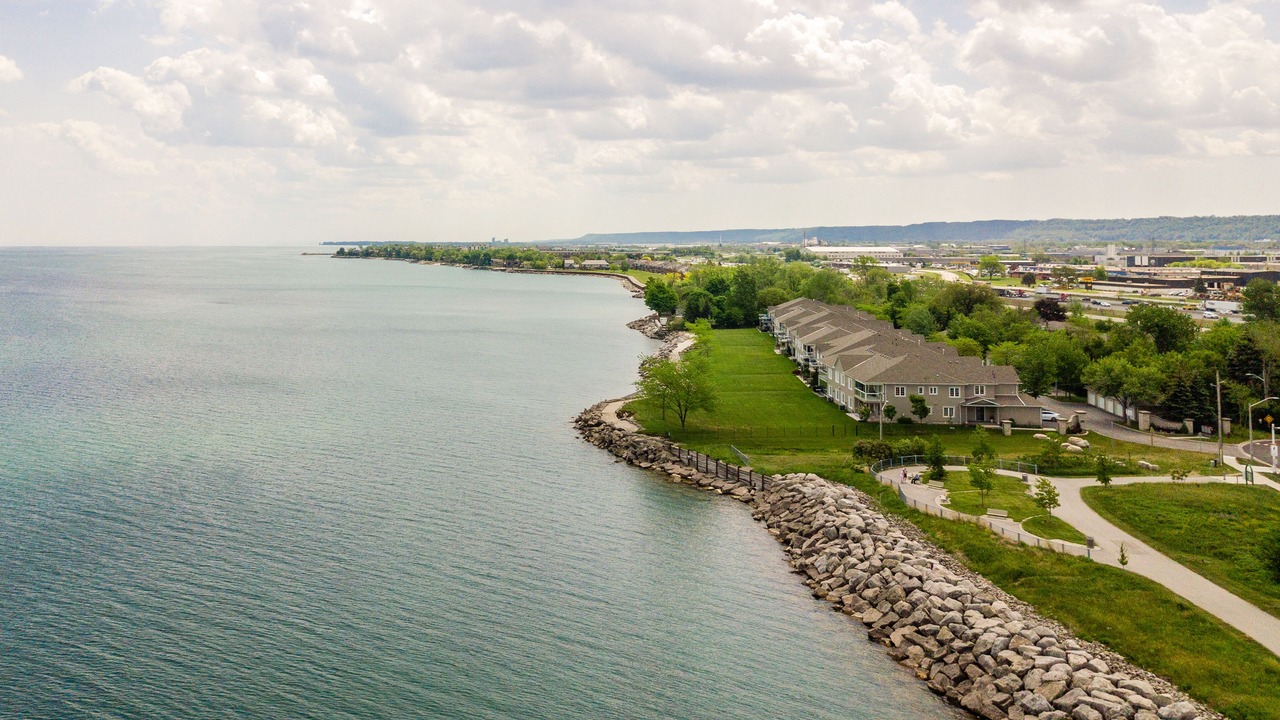 Photo of Outdoor in Stoney Creek
