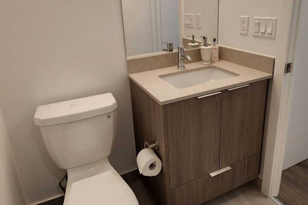 Photo of Bathroom in Henry Farm