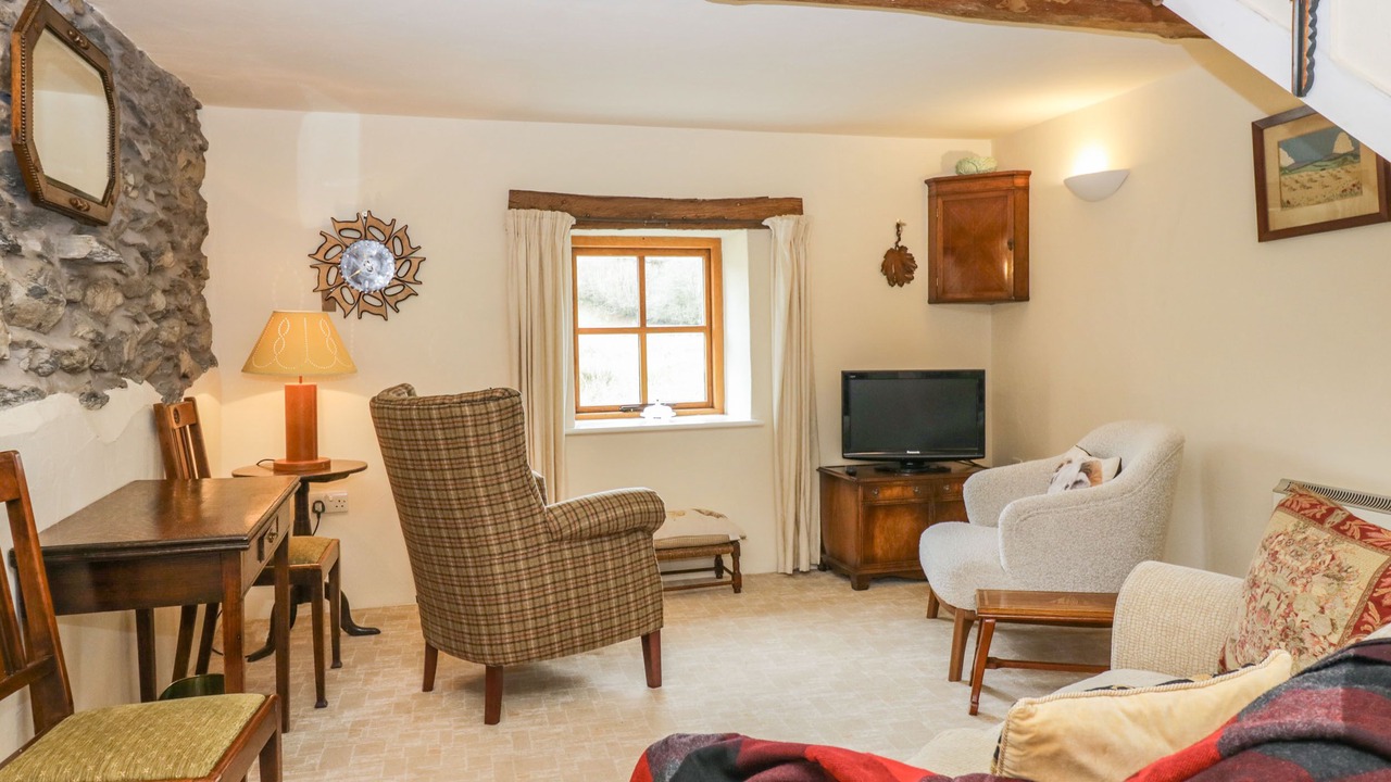 Photo of Livingroom in Low Newton