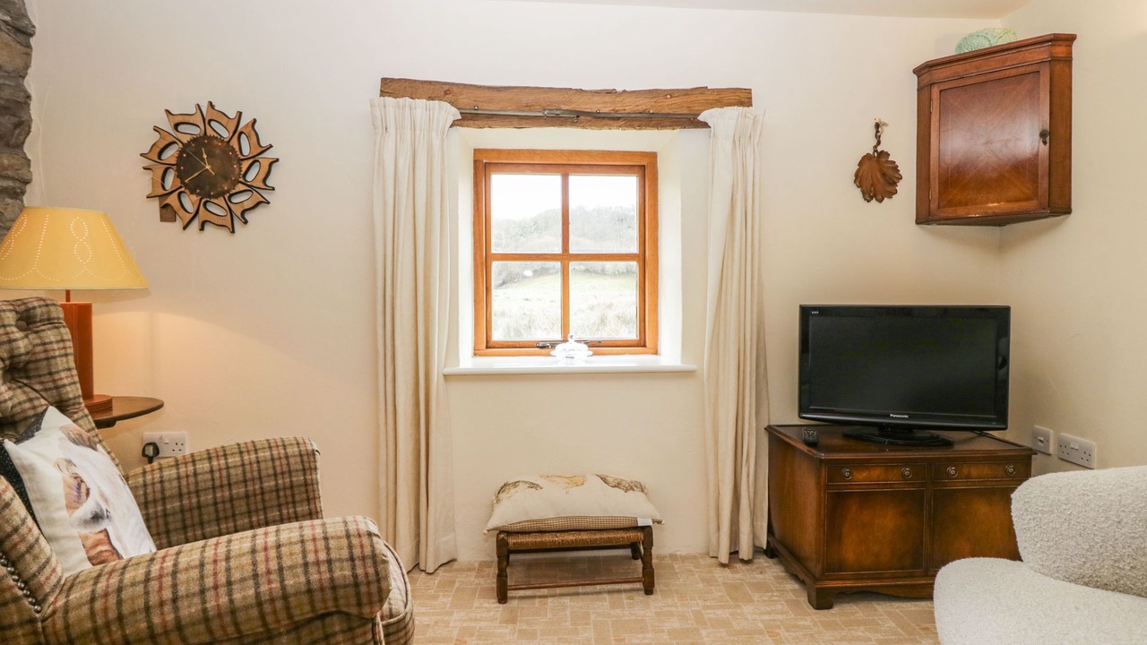 Photo of Livingroom in Low Newton