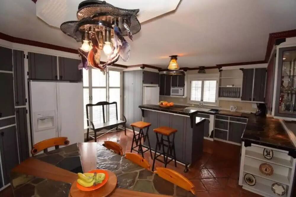 Photo of Kitchen in Niagara-on-the-Lake