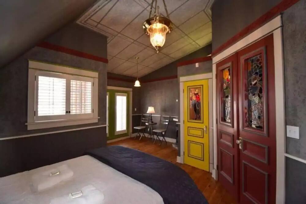 Photo of Bedroom in Niagara-on-the-Lake