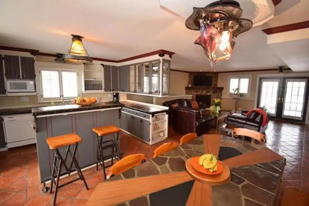 Photo of Kitchen in Niagara-on-the-Lake