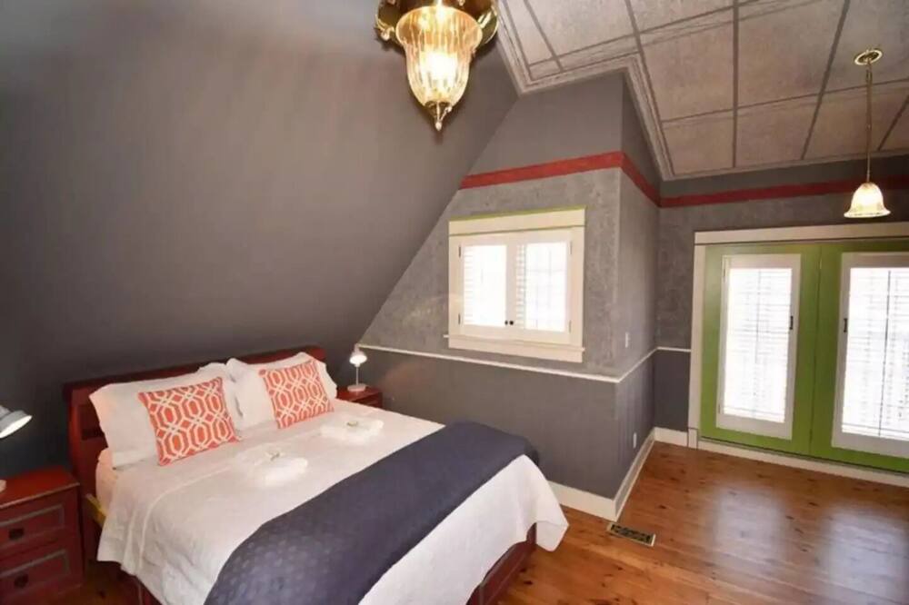 Photo of Bedroom in Niagara-on-the-Lake
