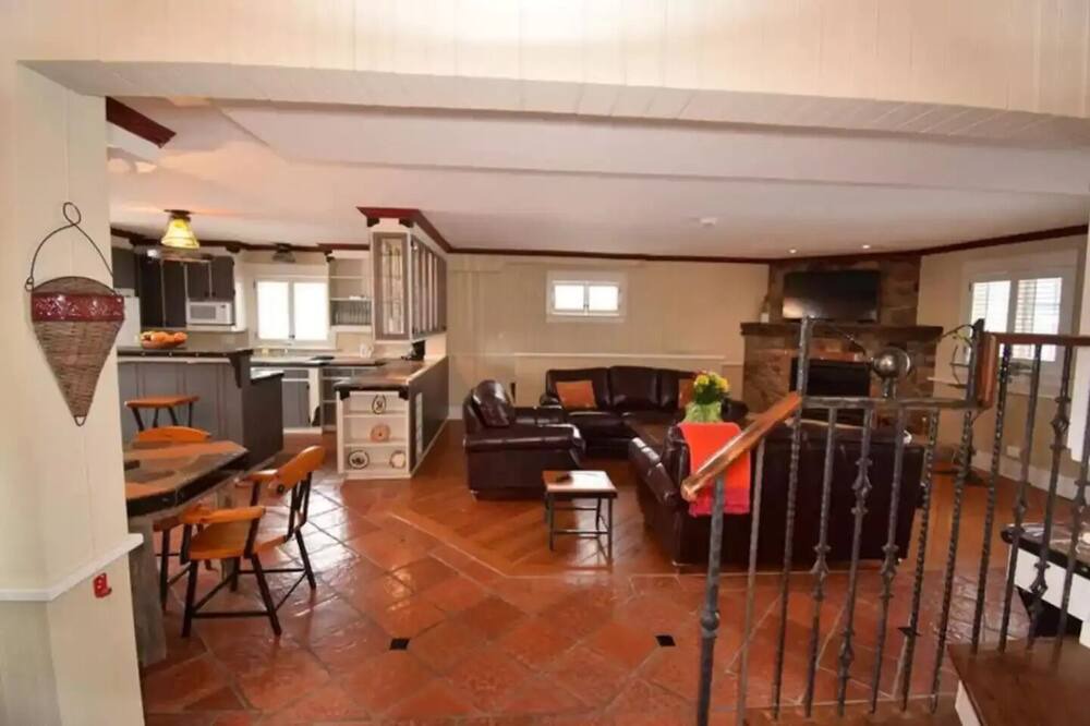 Photo of Livingroom in Niagara-on-the-Lake