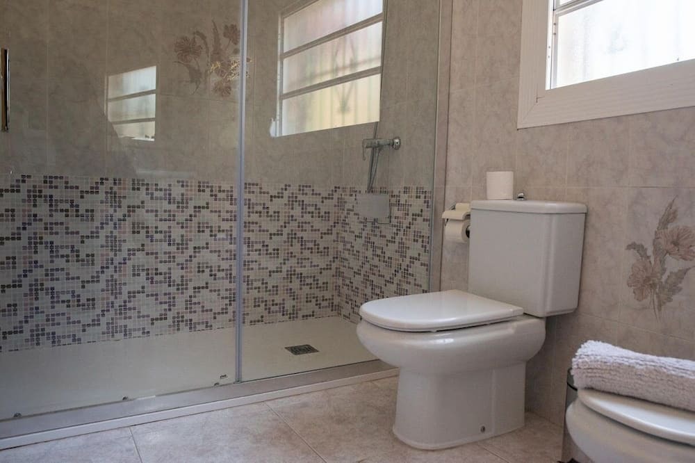 Photo of Bathroom in Palafolls
