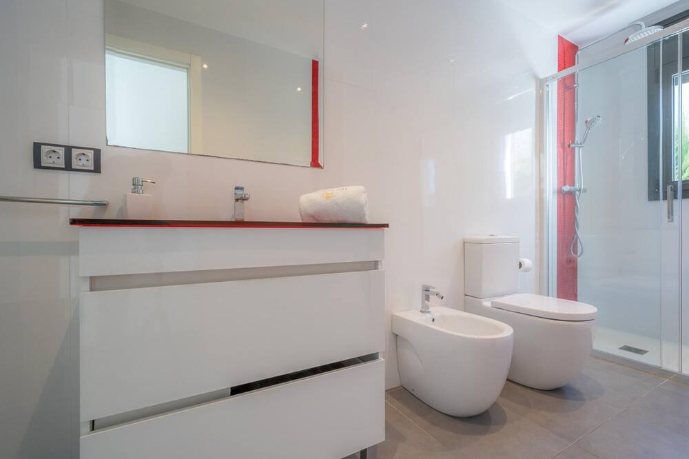 Photo of Bathroom in Condado del Jaruco