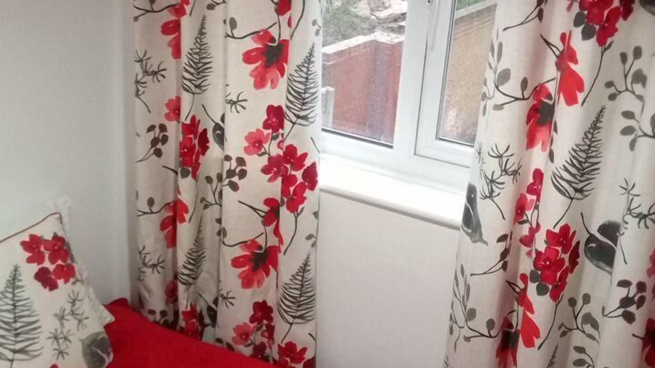 Photo of Bedroom in Thorne
