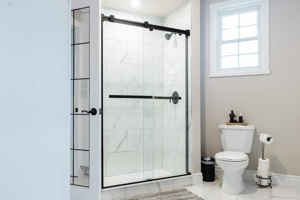 Photo of Bathroom in Amherstburg