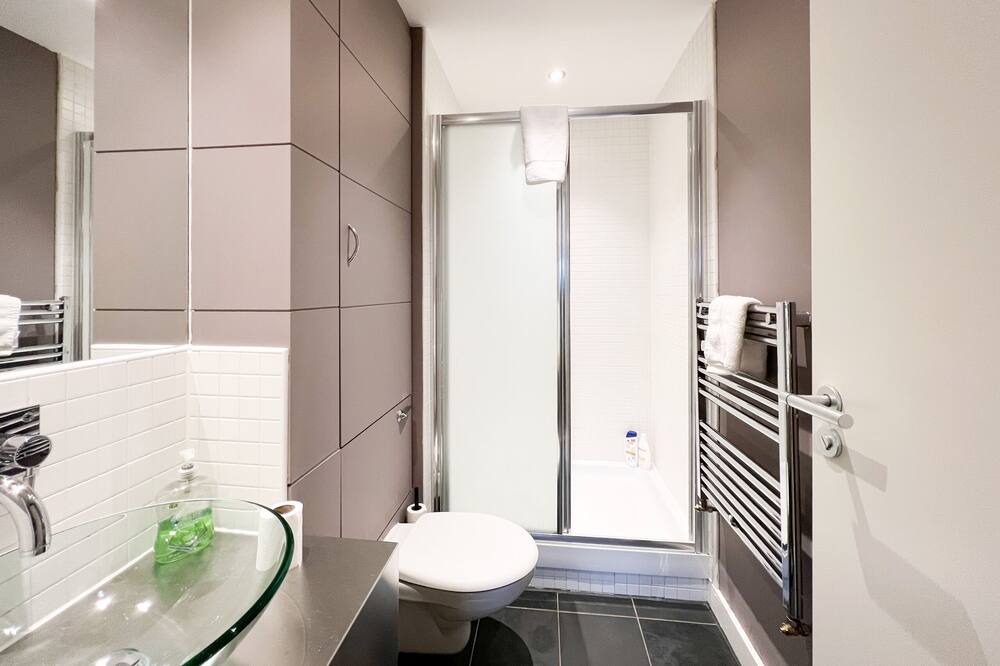 Photo of Bathroom in Finnieston