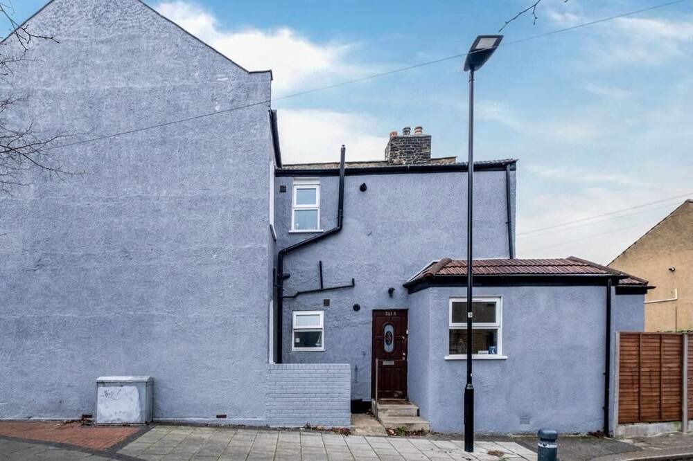 Photo of Outdoor in Plaistow South