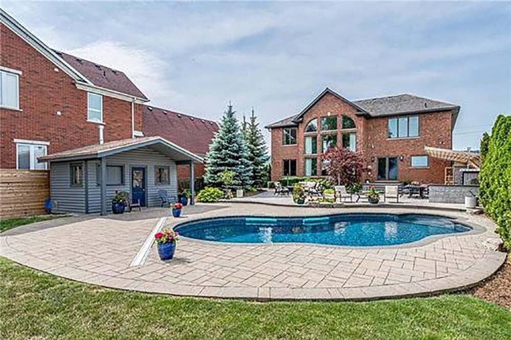 Photo of Outdoor in Grimsby
