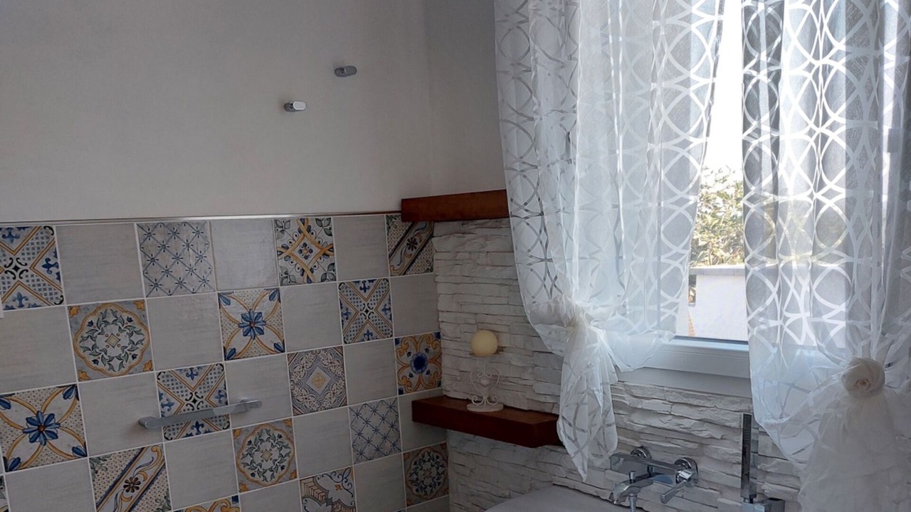 Photo of Bathroom in Ustica