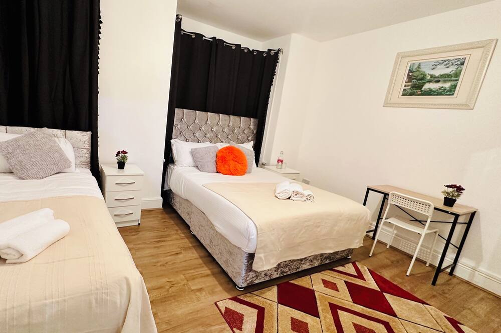 Photo of Bedroom in Custom House