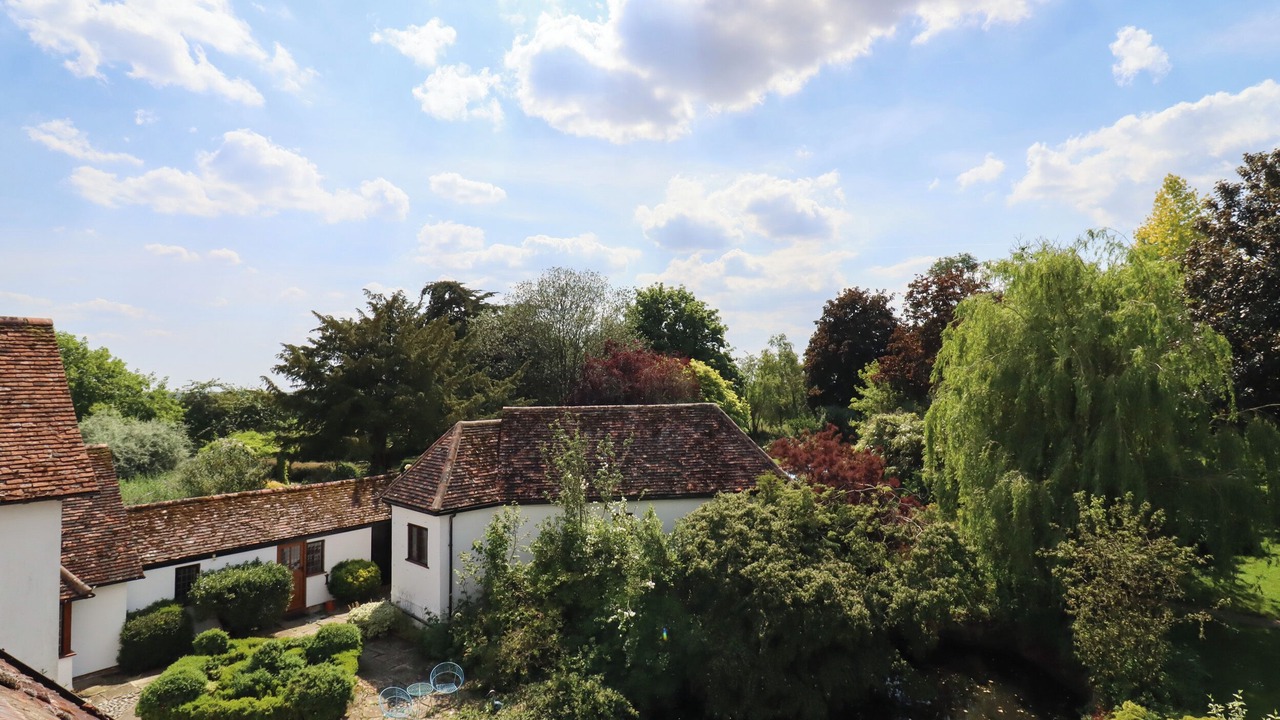 Photo of Outdoor in Howlett End