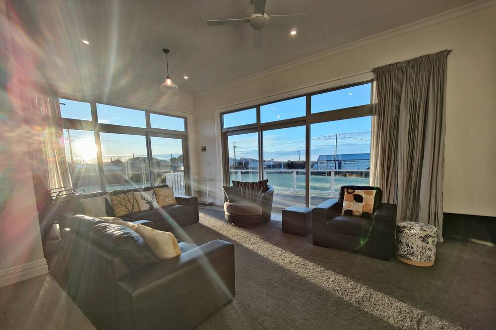 Photo of Livingroom in Riverton