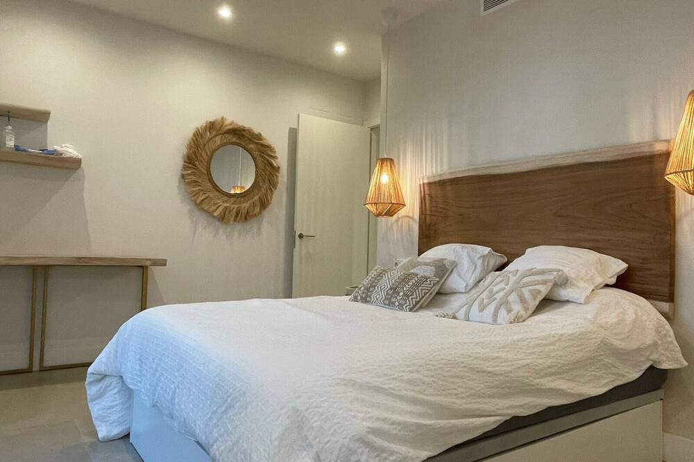 Photo of Bedroom in Vall-Llobrega